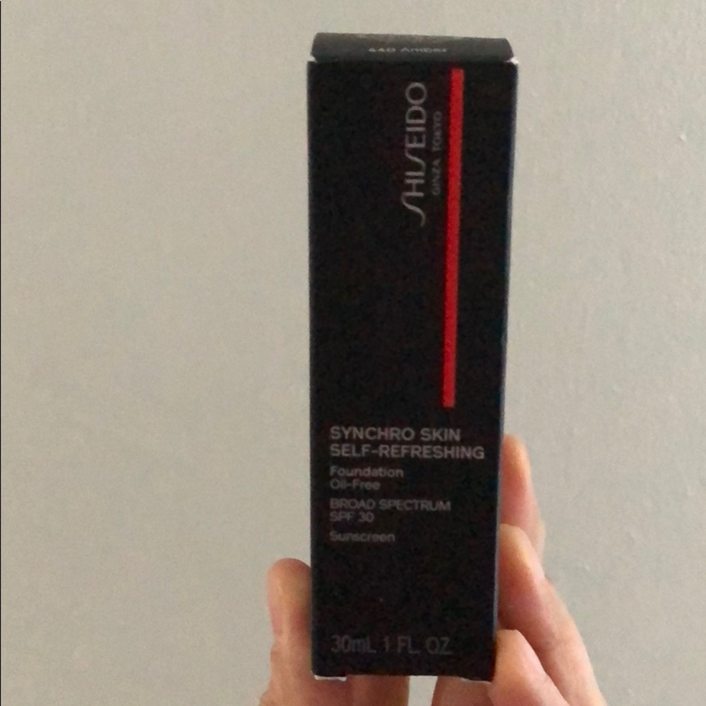 Shiseido Synchro Skin Self-Refreshing Foundation